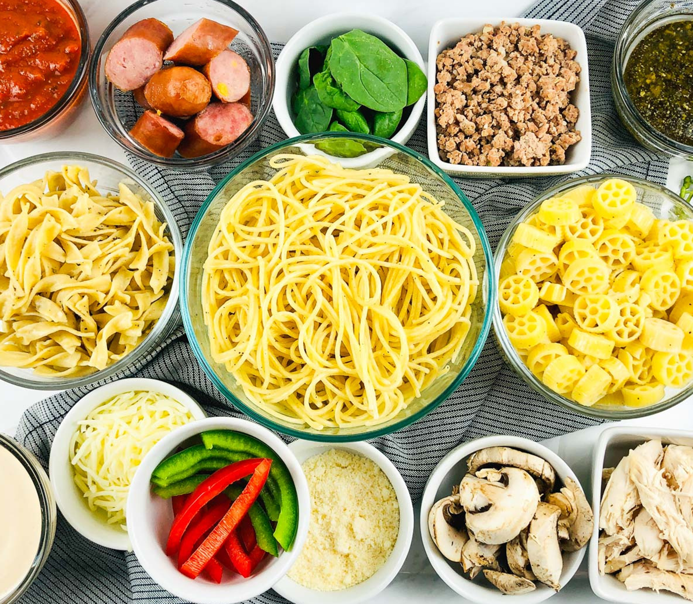 Noodle Pairing 101: The Best Sauces and Toppings to Elevate Your Bowl